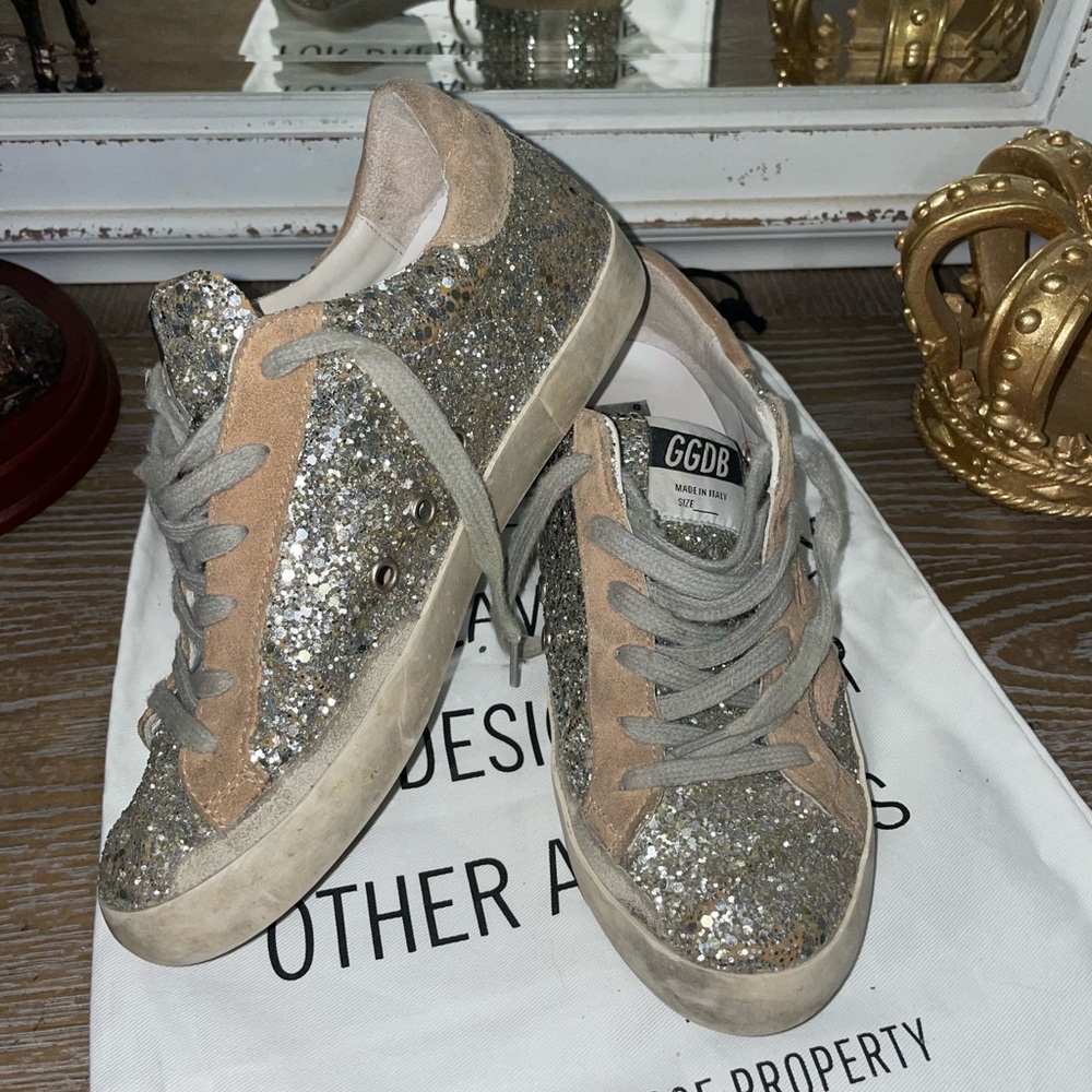 Golden Goose Super Star size 37